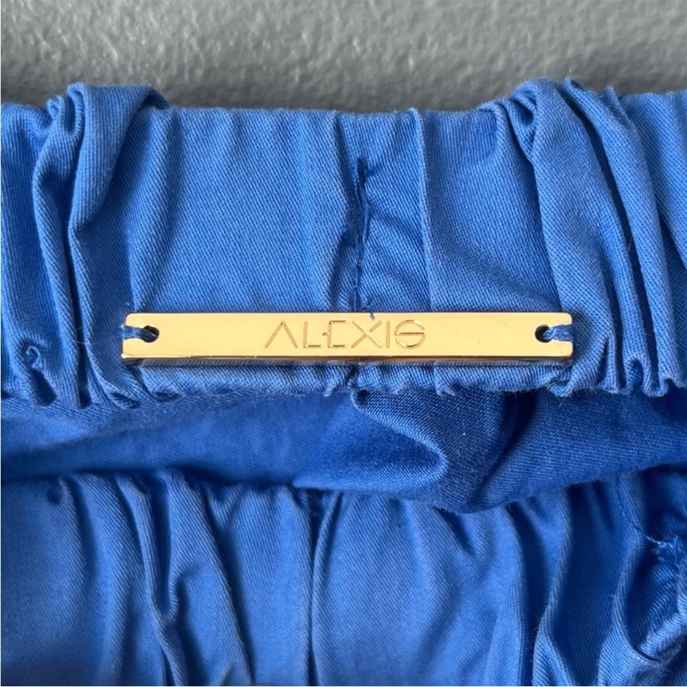 Alexis Gio Top in Azure Blue - Picture 6 of 8